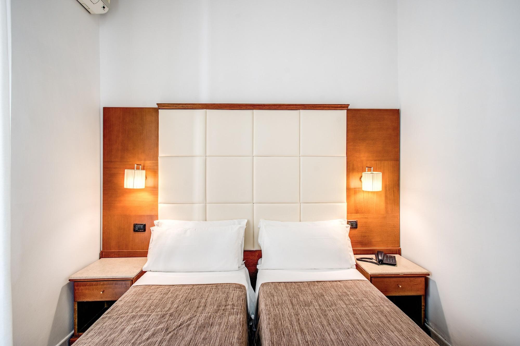 Garibaldi 3* Napoli